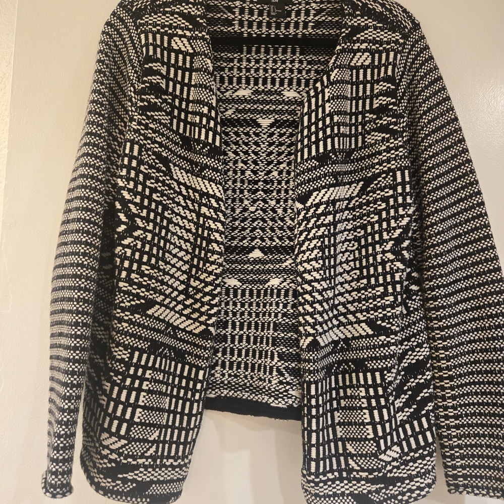 H&M Monochrome Knit Sweater